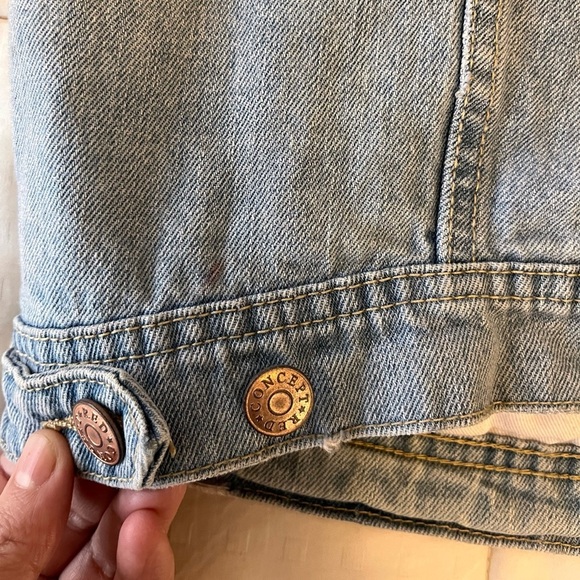 H&M Divided Distressed Denim Vest 14 - Picture 14 of 14